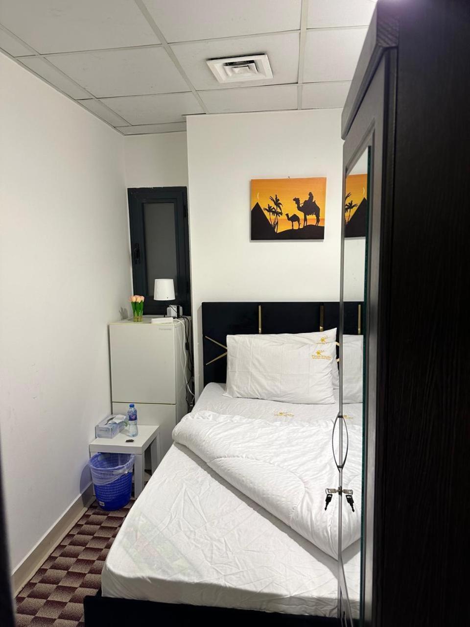Four Stars Hostel Dubaj Exteriér fotografie